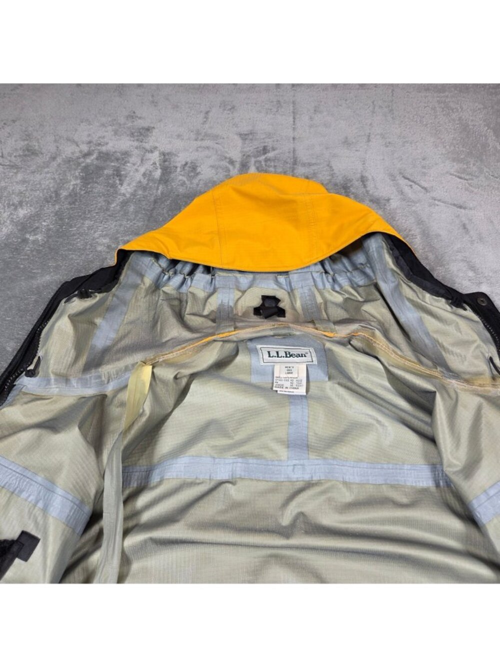 LL Bean Jacket Mens Large Yellow All Conditions Gear Gore-Tex Rain Shell - Picture 8 of 16